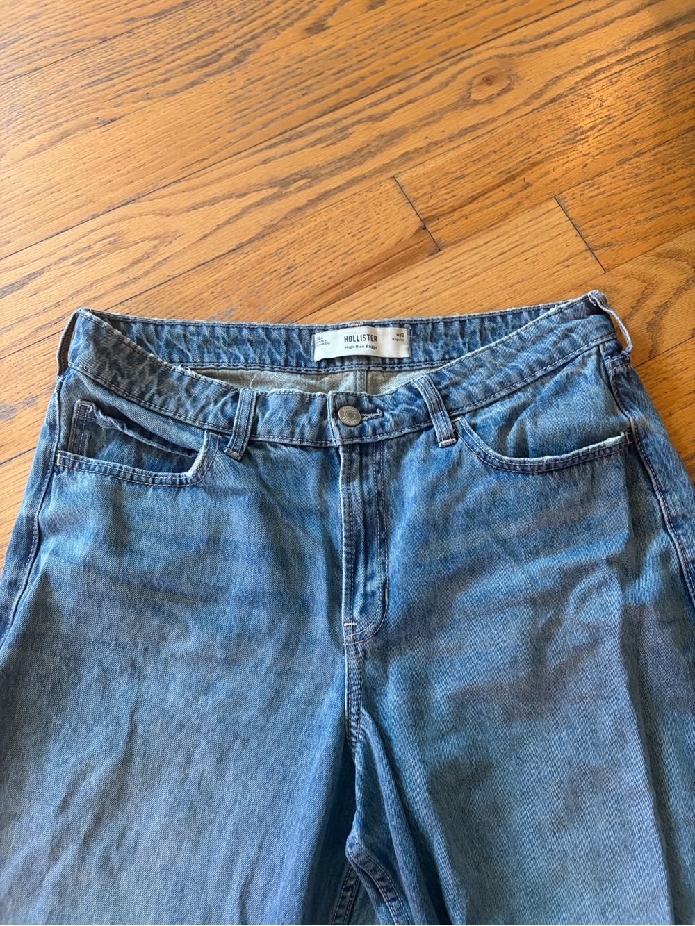 Hollister Light Blue High-Rise Baggy Jeans